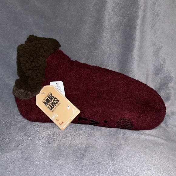 - "NWT" Muk Luks Slipper Socks Infused‎ With Aloe /Burgundy/ Size S/M (8-10) - Picture 1 of 6
